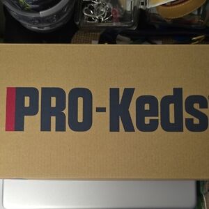 Keds Recycled Canvas Shoe Box in Light Green and Brown